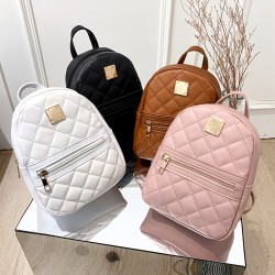 スタイリッシュなキルティング女性用バックパック - コンパクトPUデイパック、ポリエステル裏地付き、ジップクロージャー、ゴールデンパターンロゴ、ホワイト・ブラック・ピンク・ダークブラウン色あり、耐久性のあるファスナー閉鎖