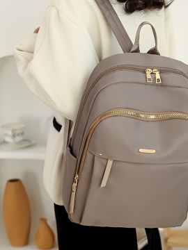 レディースカジュアルナイロン旅行用ラップトップバックパック、大容量、軽量ショルダーバッグ、学生、休暇、日常使用